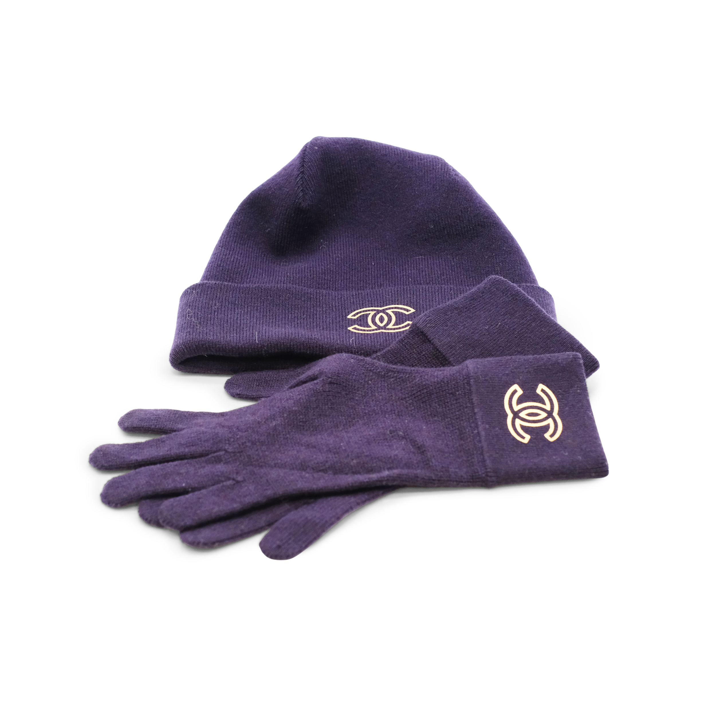 Chanel beanie & gloves - le dressing Monaco display picture 1